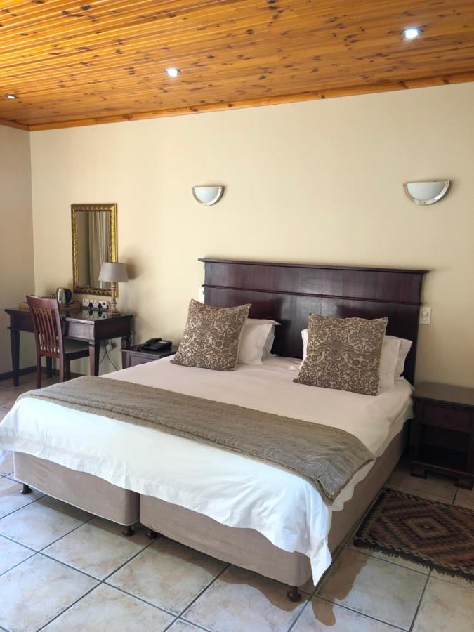 Oak Tree Lodge Paarl Buitenkant foto
